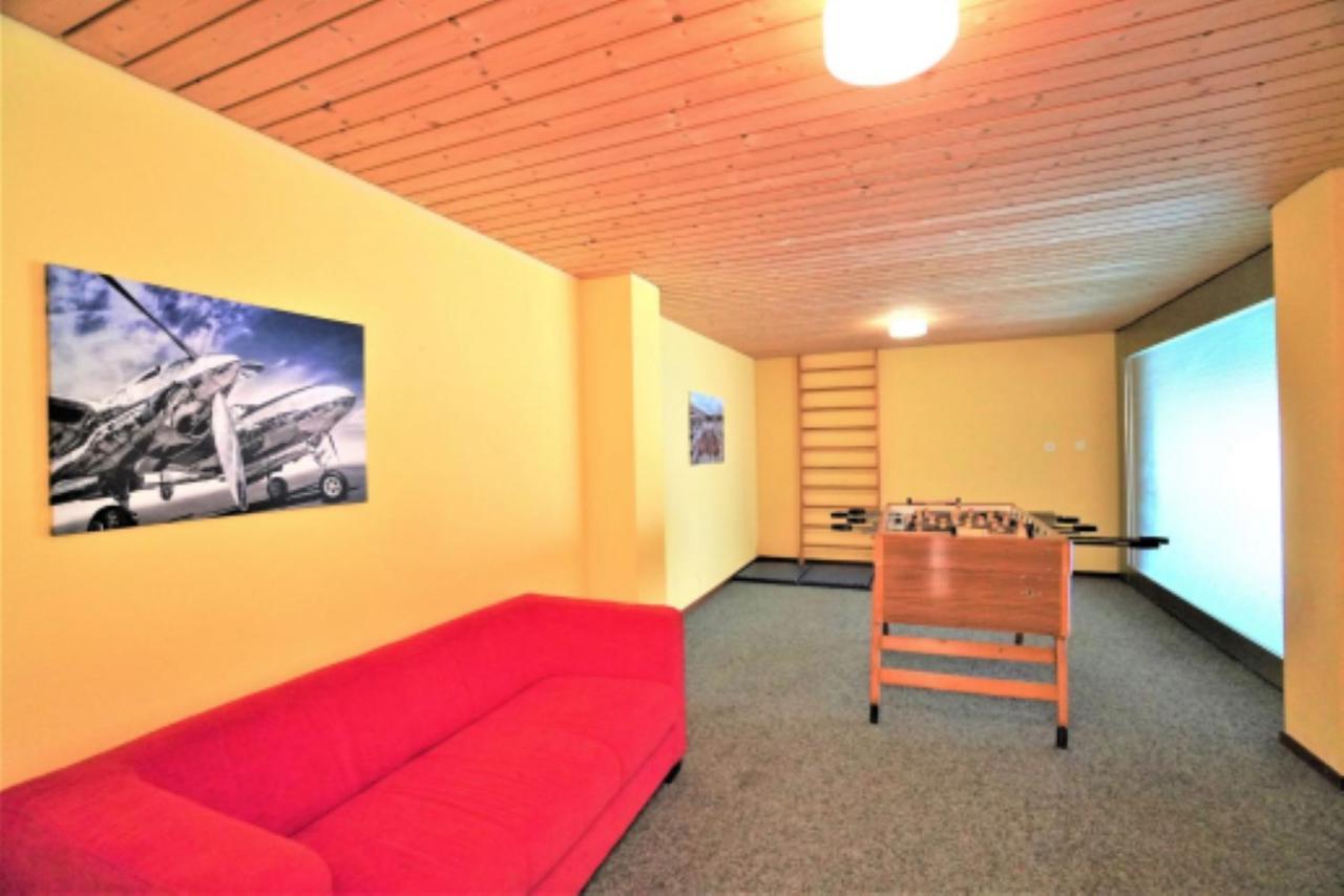 Lovely 1-Bedroom Vacation Studio Apartment With Pool And Sauna Laax Ngoại thất bức ảnh