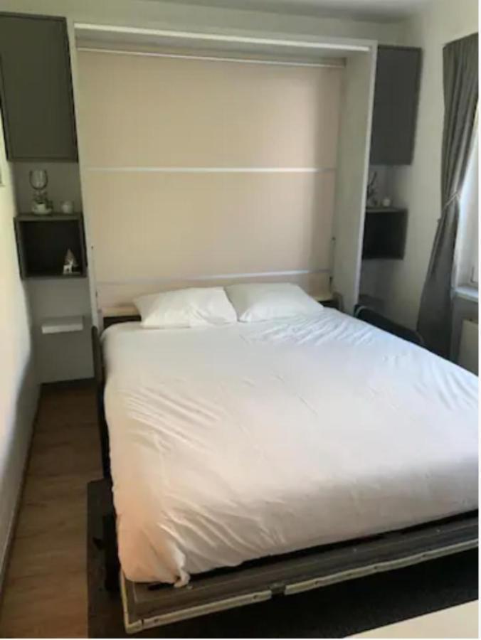 Lovely 1-Bedroom Vacation Studio Apartment With Pool And Sauna Laax Ngoại thất bức ảnh