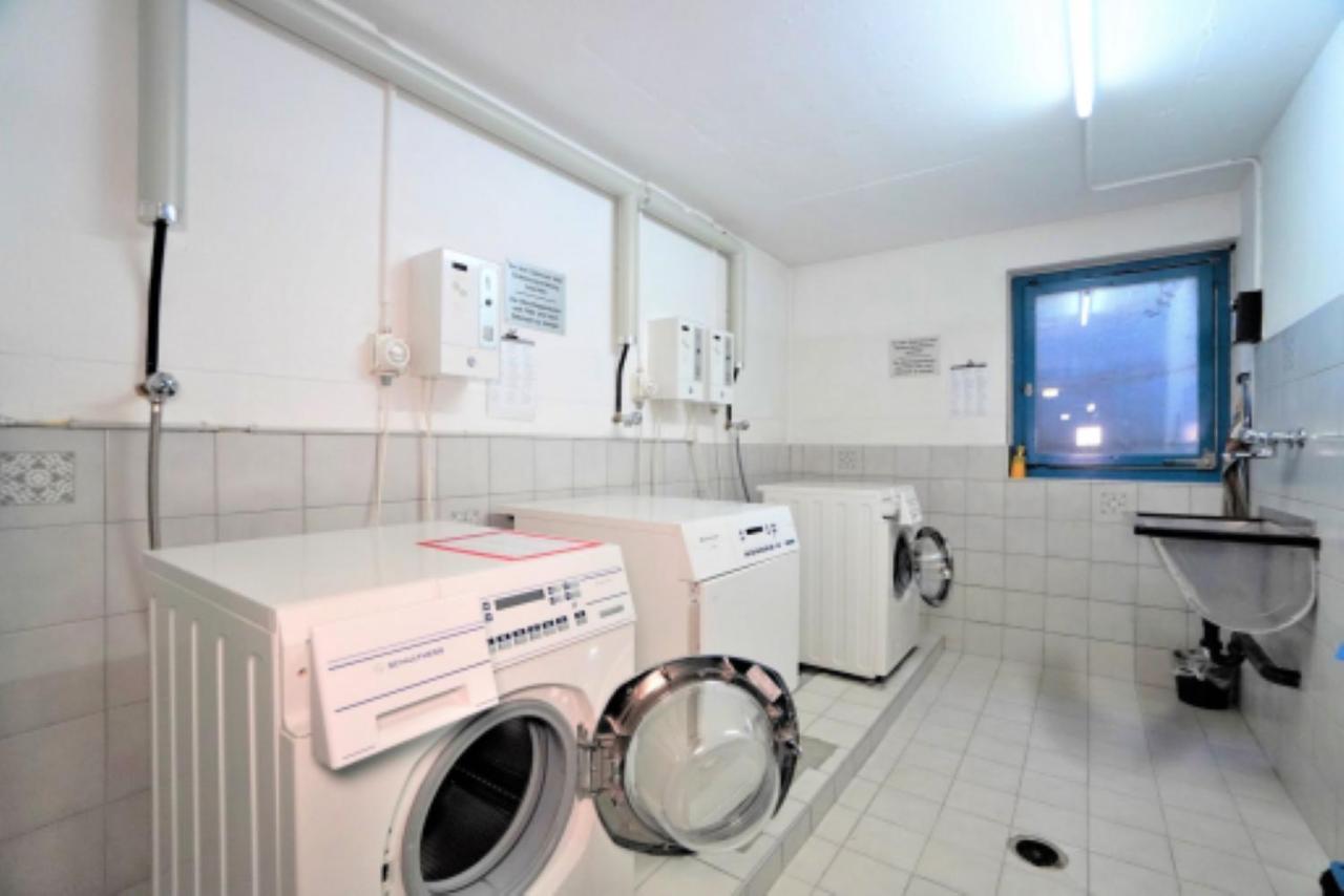 Lovely 1-Bedroom Vacation Studio Apartment With Pool And Sauna Laax Ngoại thất bức ảnh